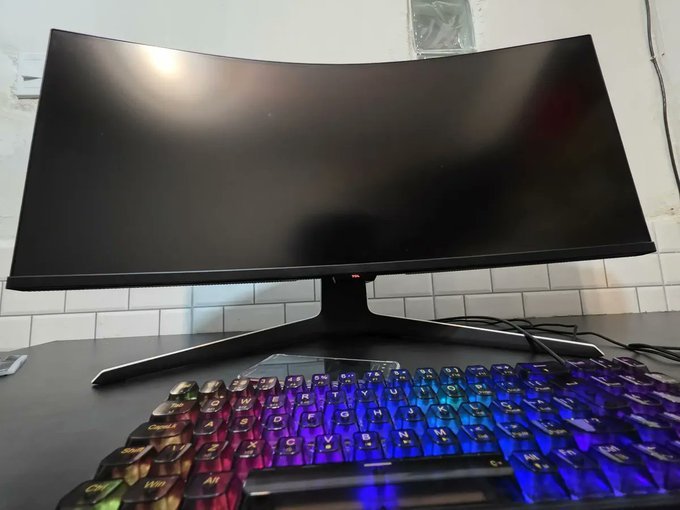 Monitor Gamer QD-Mini 34" WQHD 180Hz TCL 34R83Q