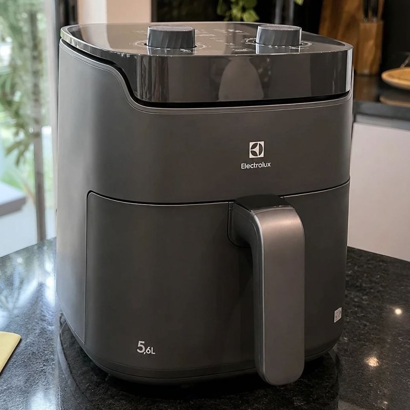 Air Fryer Electrolux 5,6L Efficient por Rita Lobo EAF40