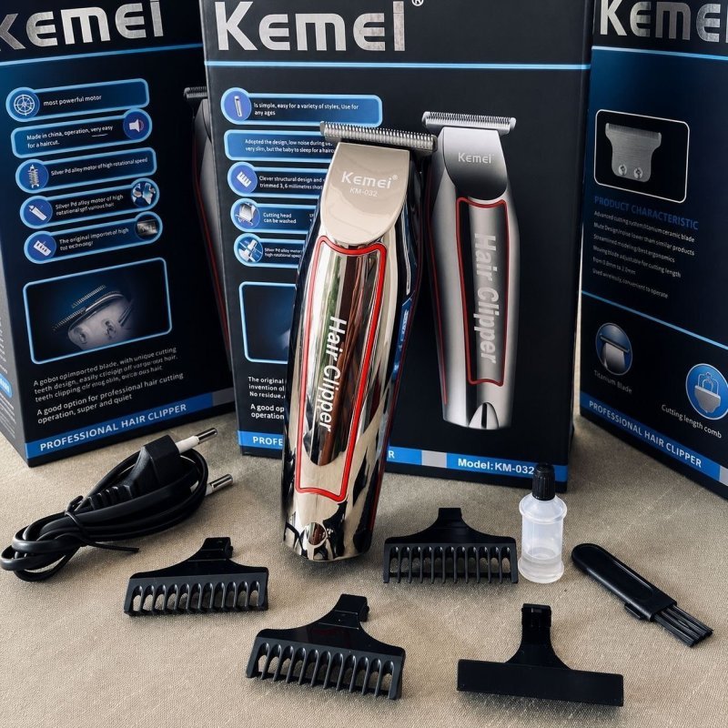 Máquina Cortar Cabelo Aparar Barba Kemei Km-032 Acabamento Prateado 127/220v