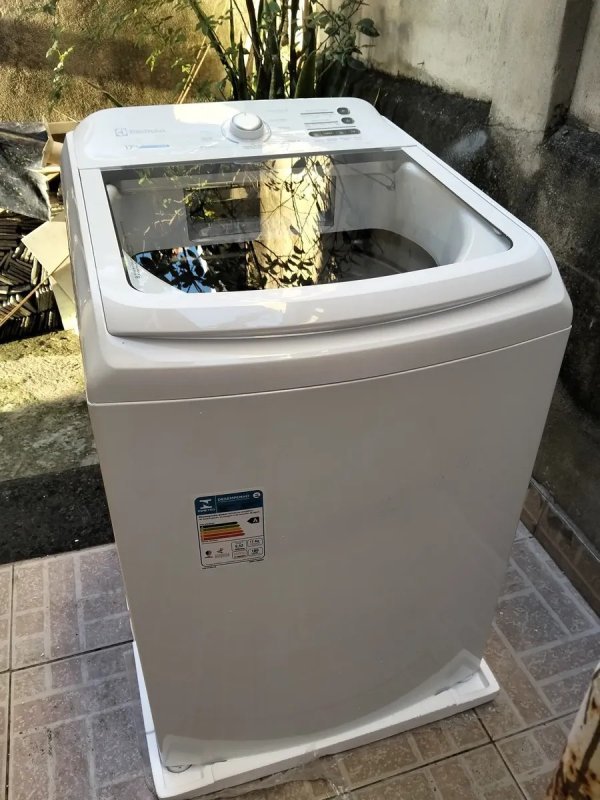 Máquina de Lavar 17kg Electrolux Essential Care