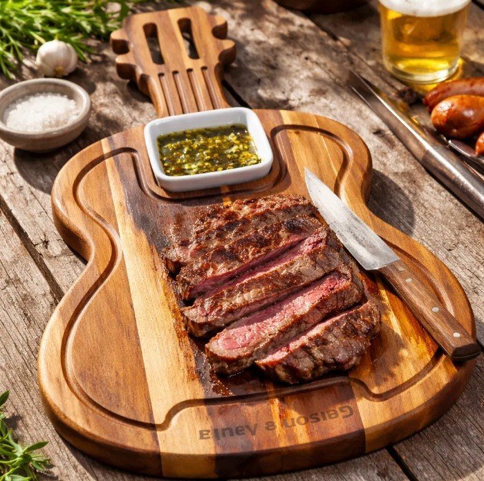 Tabua Carne Churrasco Viola + Louças + Nome - Cód 169 + Frete Grátis