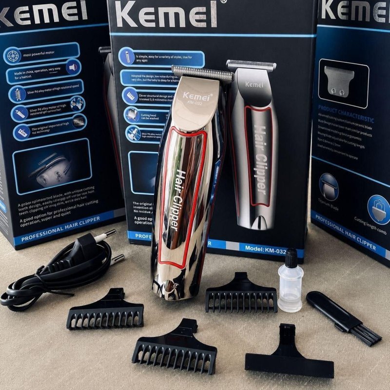 Máquina Cortar Cabelo Aparar Barba Kemei Km-032 Acabamento Prateado 127/220v