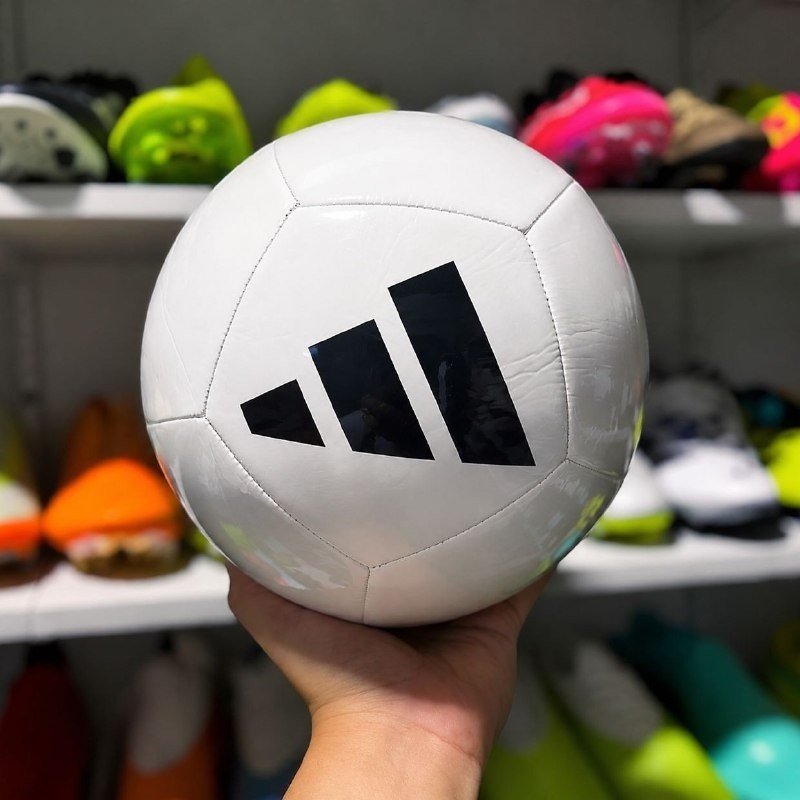 Bola De Futebol Universadi adidas