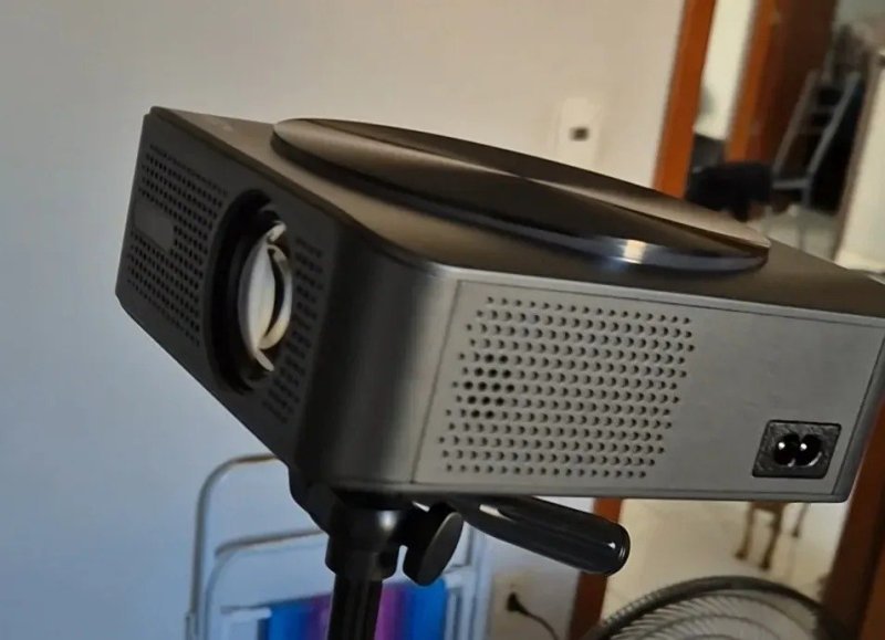 Projetor Portátil AC1085 13000lm 4K Full HD com Dongle GTV
