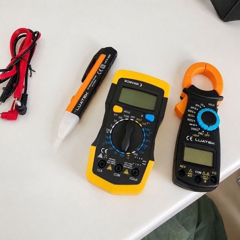 Kit de Medição Elétrica (Multímetro Digital, Caneta Tensão e Alicate Amperímetro) + Frete Grátis