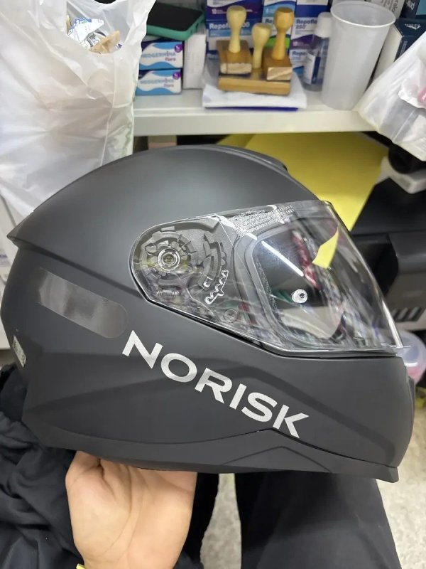 Capacete Norisk Razor Preto Fosco Masculino e Feminino