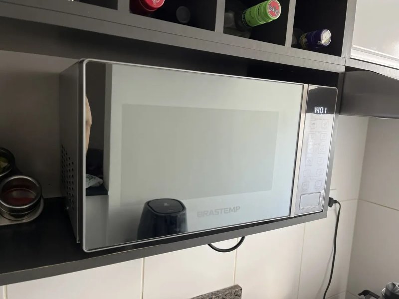 Micro-ondas Brastemp 20L Inox - BMS20AR