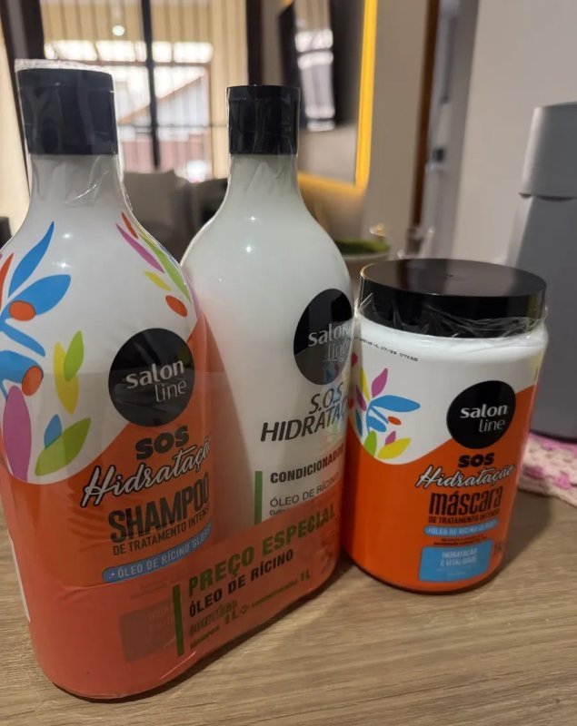 Kit Shampoo + Condicionador 1L + Máscara 1kg SOS Hidratação com Óleo de Rícino