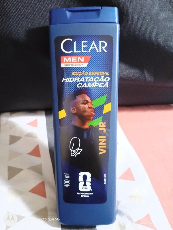 Clear Men Shampoo Anticaspa Vini Jr. Hidratação Campeã 400ml