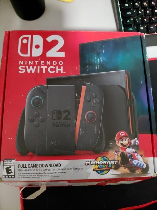 Nintendo Switch 2 + Mario Kart World