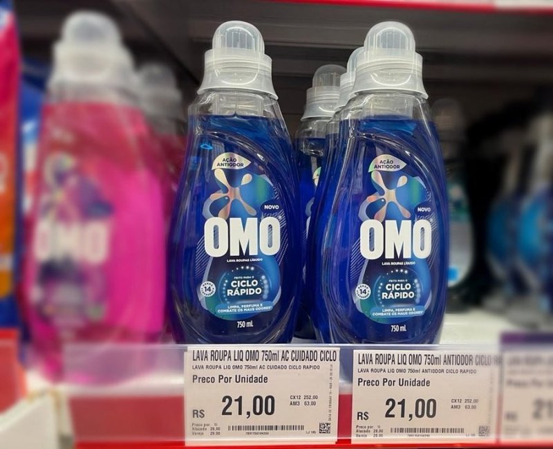 Lava-Roupas Líquido Omo Ciclo Rápido Ação Antiodor Frasco 750ml