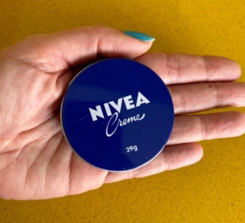 NIVEA Creme Hidratante Lata 29g, Hidratação Profunda 24h