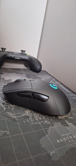Mouse Gamer Sem Fio Logitech G703 LIGHTSPEED com RGB LIGHTSYNC