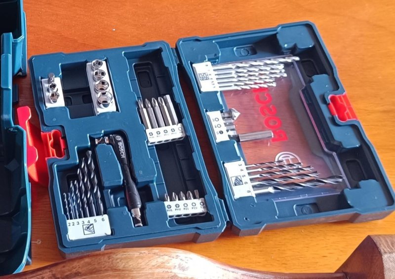 Bosch Kit de pontas e brocas V-Line 41 peças + Frete Grátis