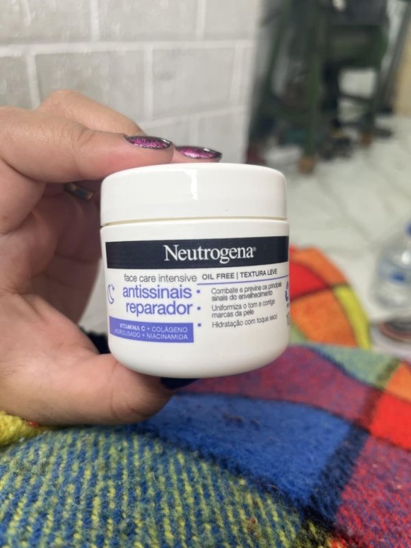 Neutrogena Hidratante Facial Antissinais Reparado Face Care Intensive, 100g