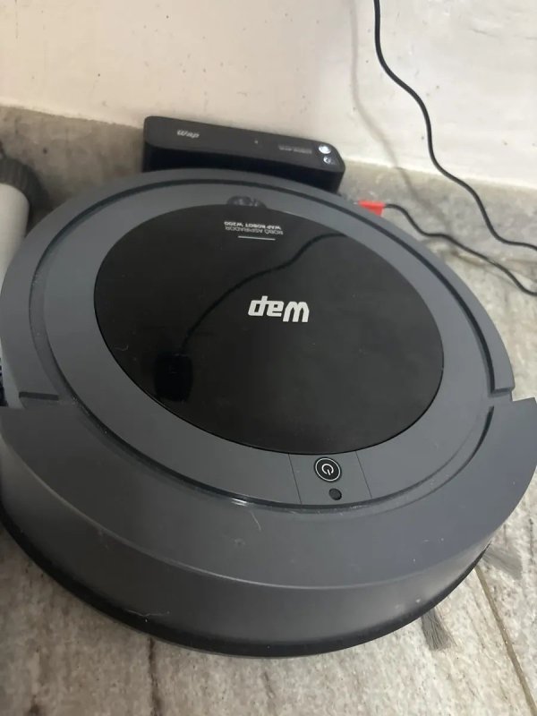 WAP Robô W200 Aspirador Robô 3 em 1 Varre Aspira Passa Pano Bivolt