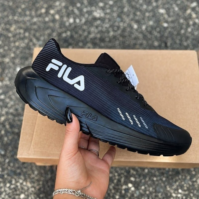 Tênis Fila Sprint de R$484 por R$204