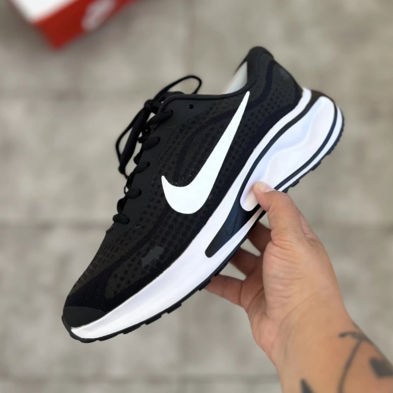 Tênis Nike Journey Run