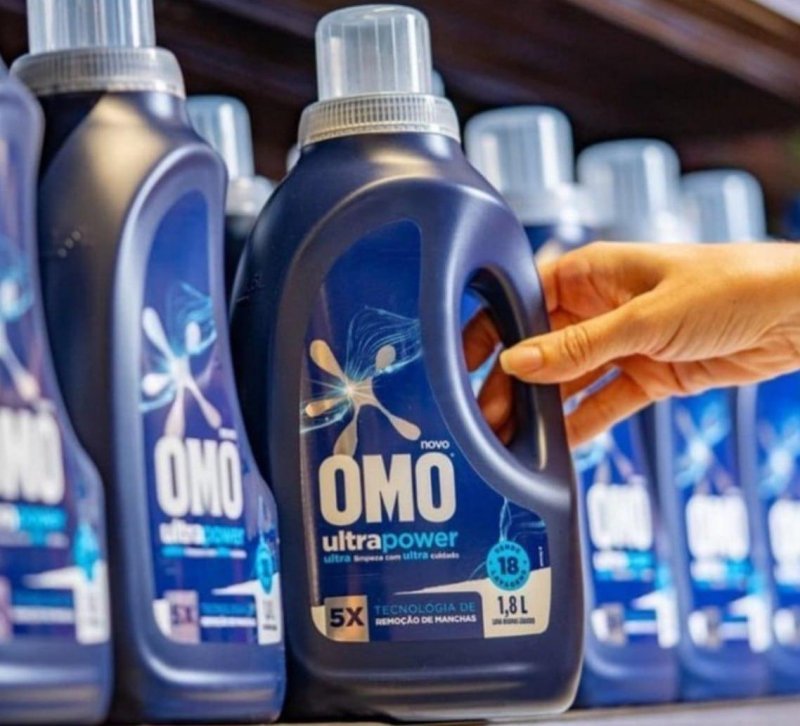 OMO Lava-Roupas Líquido Ultra Power Frasco 1,8L