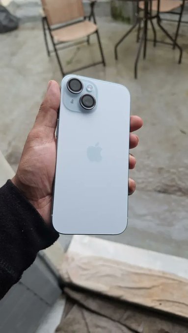 Apple iPhone 15 (256GB) Preto + Frete Grátis