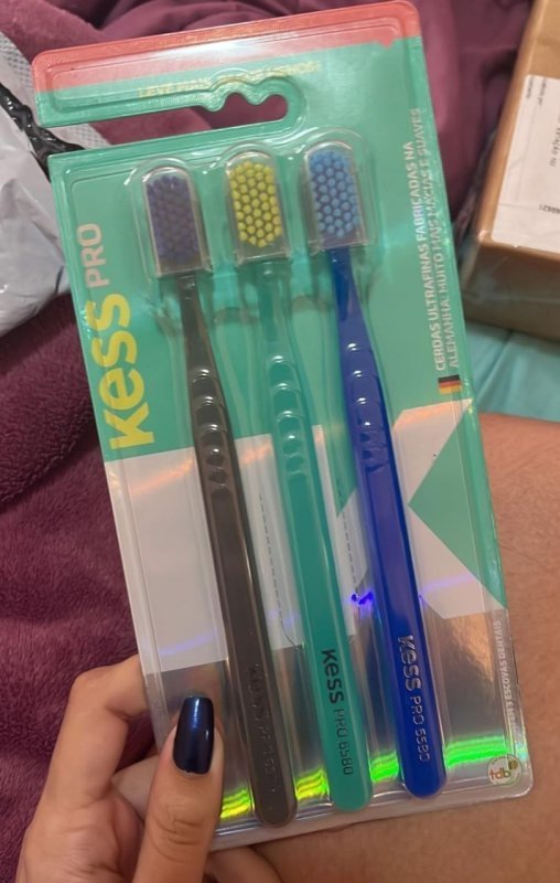 ZKMAGIC Kess Pack Com 3 Escovas Dentais Pro Extra Macias