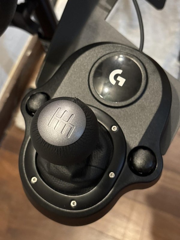 Câmbio Logitech G Driving Force - Compatível com Volantes Logitech G29, G920 e G923