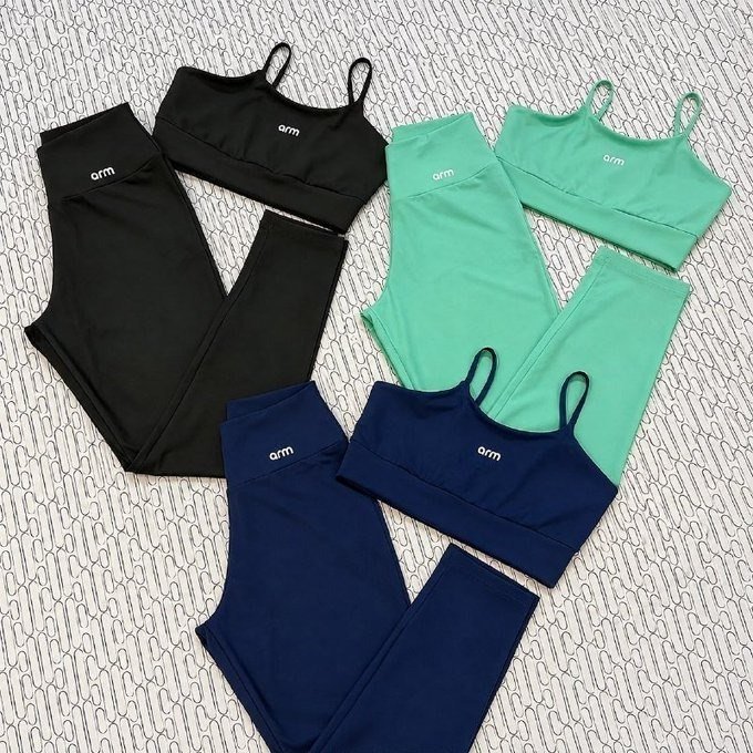 Conjunto Fitness Compact Top e Legging Arm + Frete Grátis