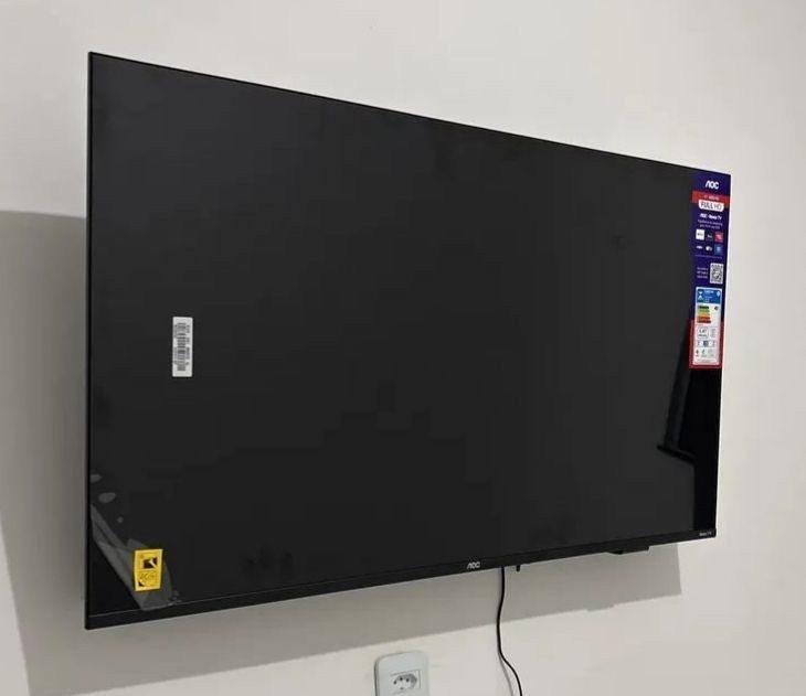 Smart TV 43" Aoc Led Roku Full HD