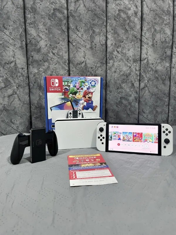 NINTENDO SWITCH OLED + SUPER MARIO WONDER + 3M NSO