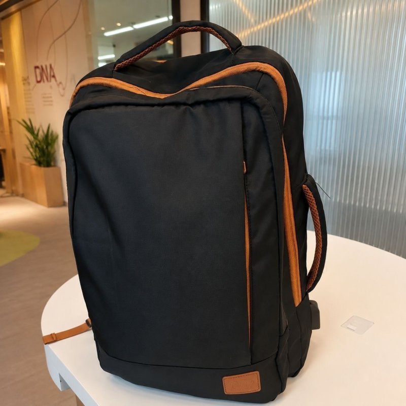 Mochila para Notebook Impermeável e Reforçada com Entrada USB 25 a 40L Masculina e Feminina