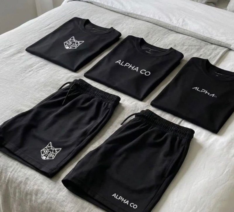 Kit 5 Peças All Black Dry 3 Camisetas E 2 Bermudas Alpha