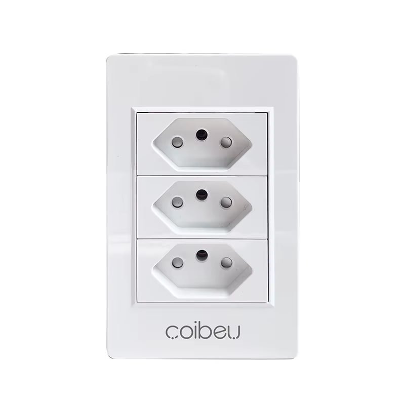 Coibeu Tomada de Parede 3 Postos Padrão Brasileiro 10A – 110V/250V Branca