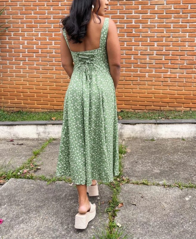 Vestido Feminino Midi Florido Acinturado Camponesa Leve