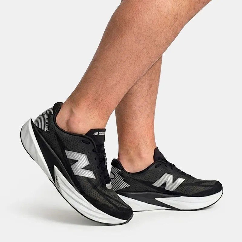 Tênis Masculino New Balance Fuelcell Rebel V5 Exclusivo