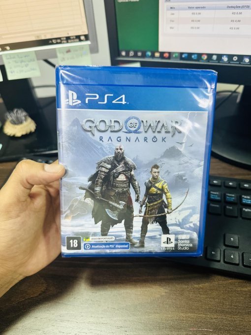 God of War Ragnarök - Edição Standard - PlayStation 4 + Frete Grátis