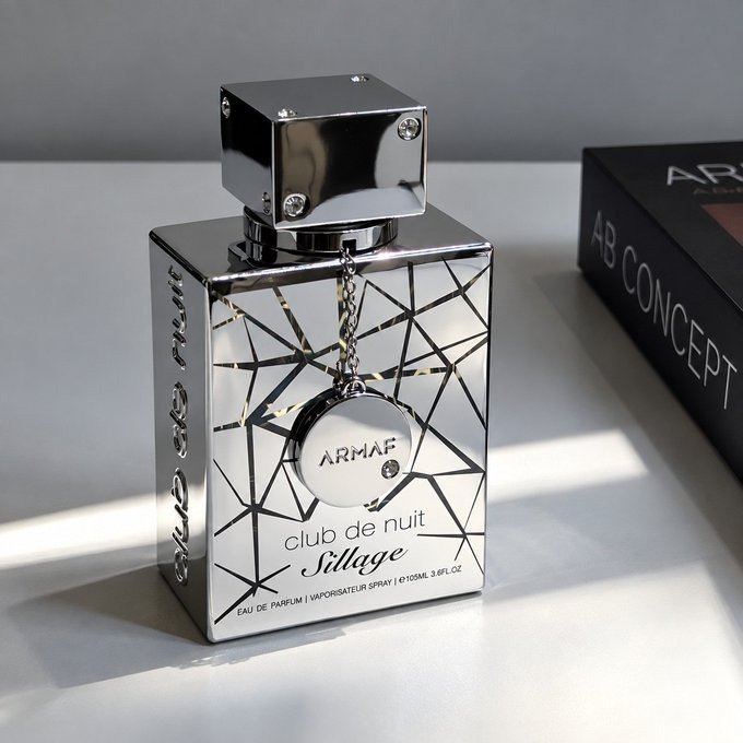 Perfume Árabe Armaf Club de Nuit Sillage 105ml