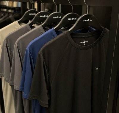 KIT COM 4 CAMISETAS SANDRINI