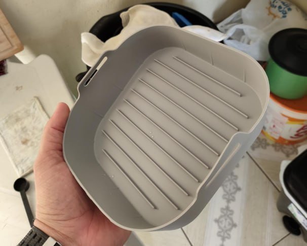 Forma Lyor Quadrada de Silicone para Air Fryer 20cm x 7cm