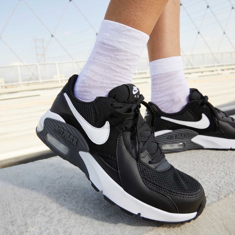 Tênis Nike Air Max Excee (34 ao 39)