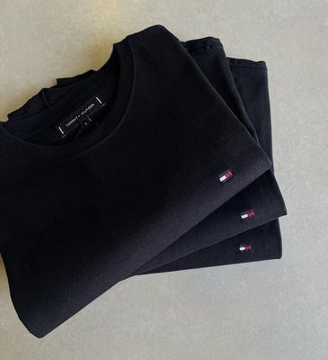 Kit Camisetas Tommy Hilfiger Masculina Preta 3un