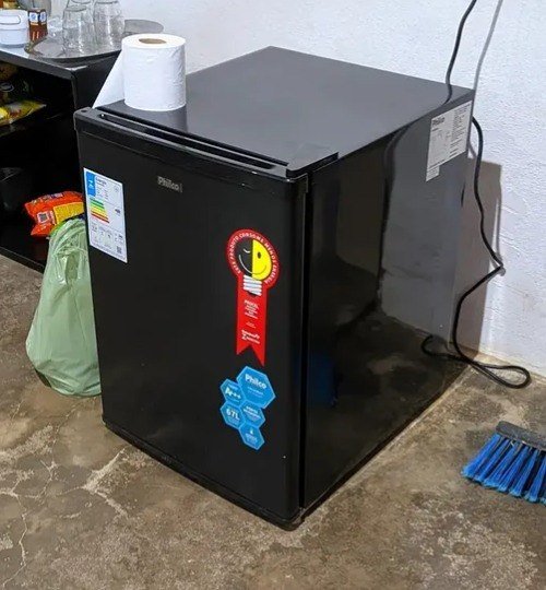 Frigobar Philco 68L PFG85B