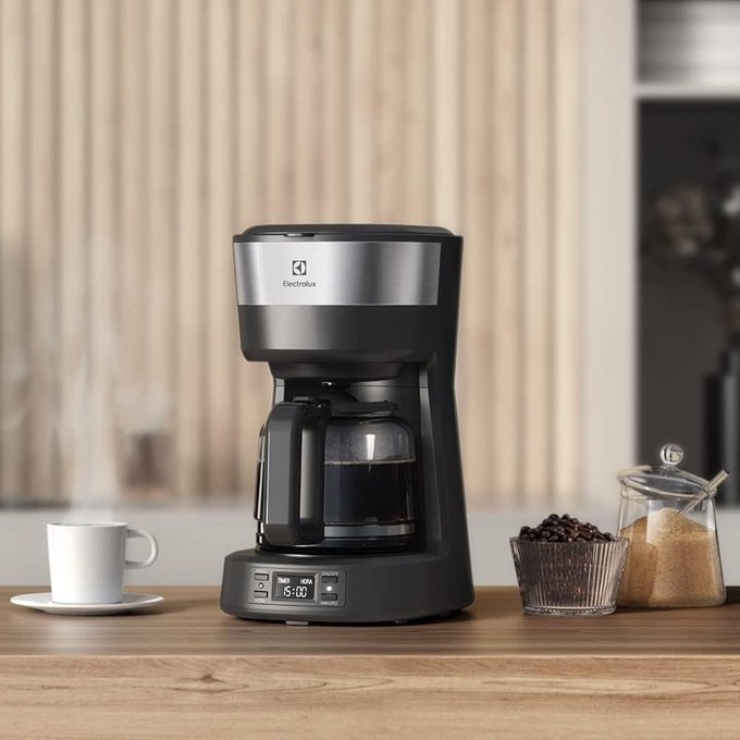 Cafeteira Electrolux 1,2L 30 Xícaras com Função Timer 110v