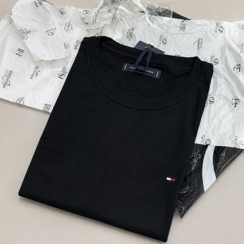 Camiseta Tommy Hilfiger Essential Cotton Preta - Original (P ao G4)