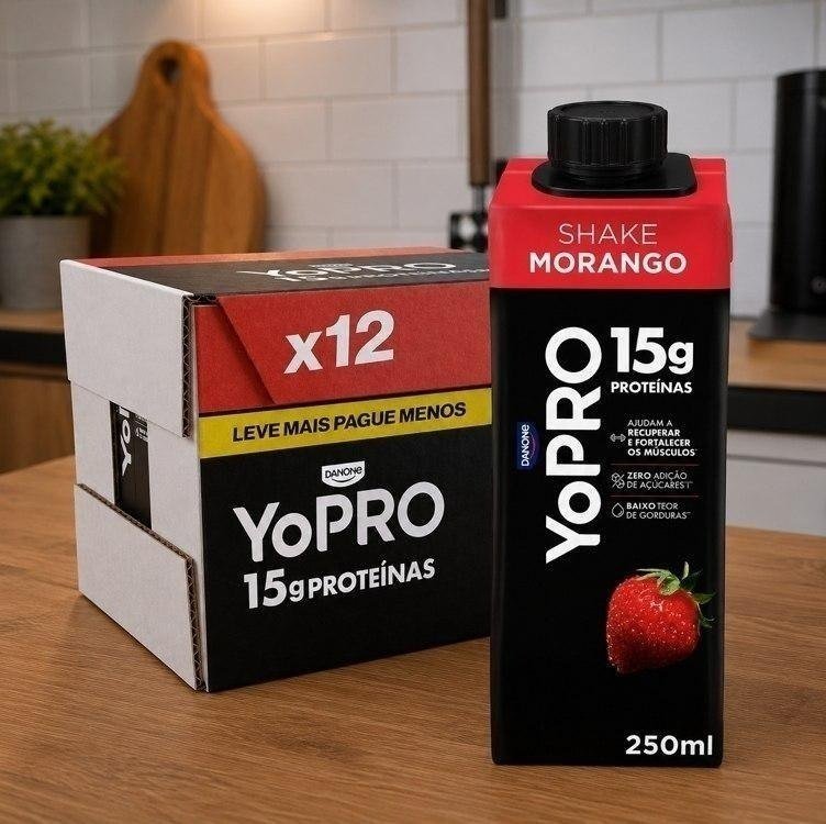 YoPRO Bebida Láctea UHT Morango – 15g de Proteínas, Caixinha Tetra Pak 250ml (Pack com 12 unidades)