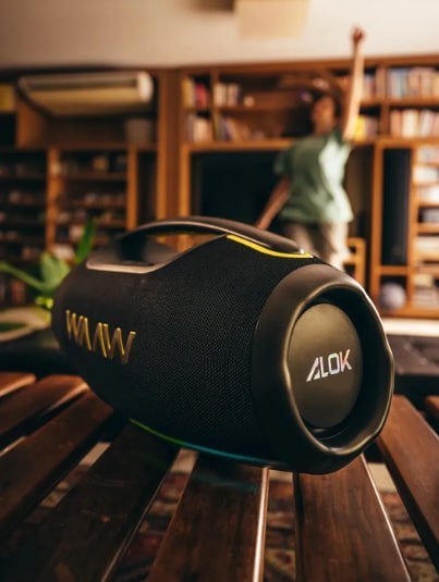 Waaw Caixa de Som Boombox by Alok