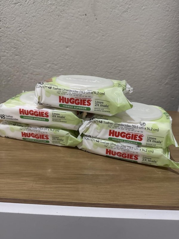 Lenços Umedecidos Huggies Higiene Superior - 288 Unidades