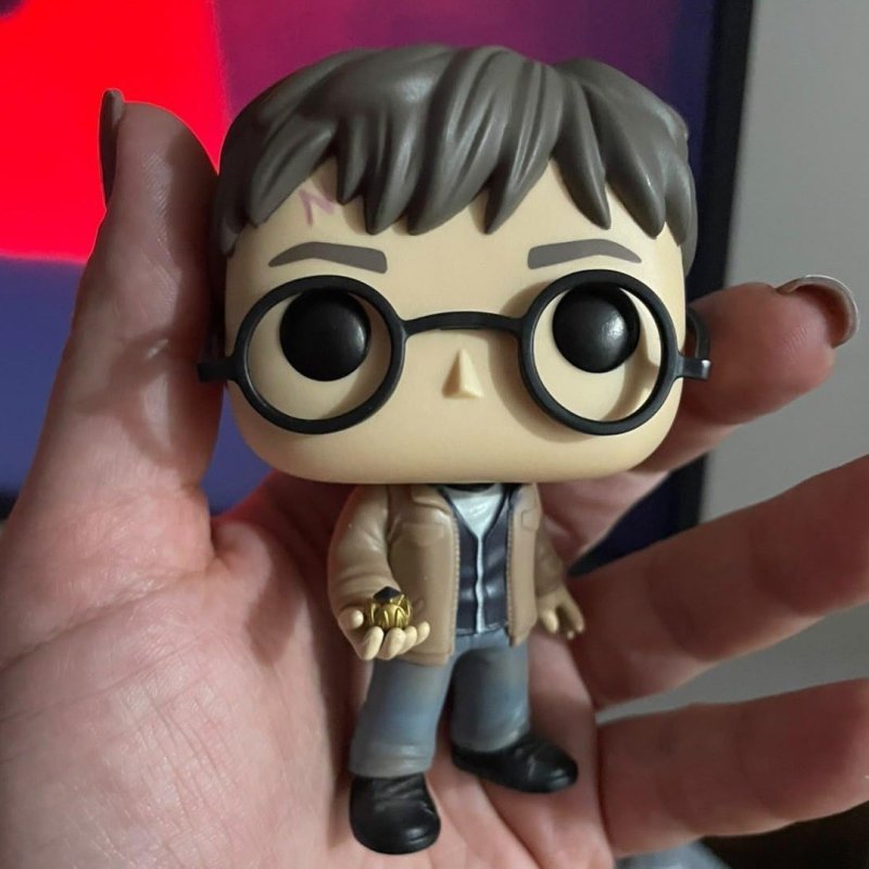 Funko POP! Harry com Pedra da Ressurreição