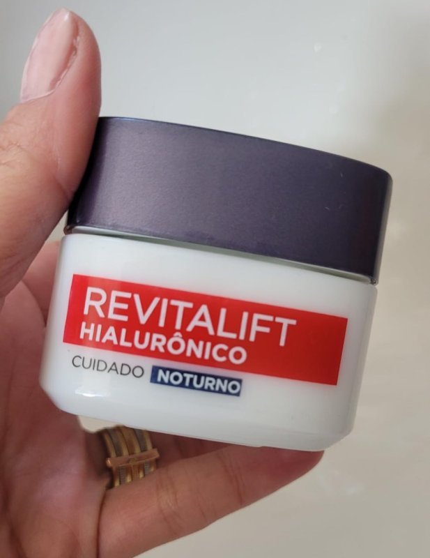 Kit de Skincare L'Oréal Paris Revitalift Hialurônico Creme Diurno FPS 20 + Creme Noturno