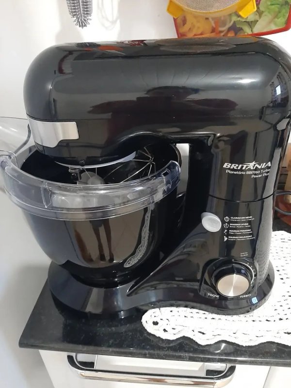 Batedeira Planetária Turbo Power Plus Bbp760p Britânia 127V