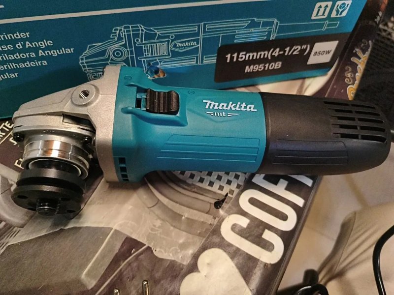 Esmerilhadeira Angular 115mm 850w Makita